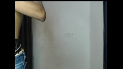 caroline online show from March 14, 4:49 am