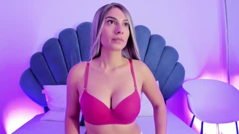 Carolain online show from September 18, 12:09 pm