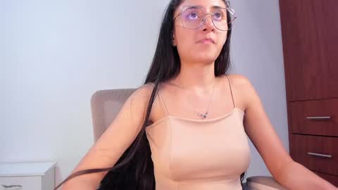 Caroline online show from January 3, 9:26 pm