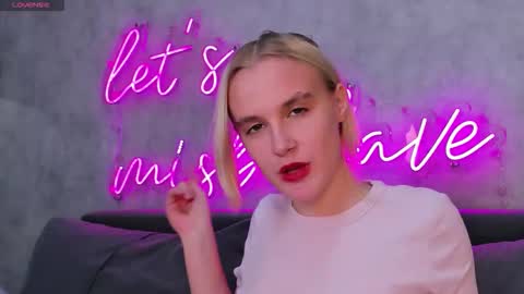 Carol online show from September 18, 8:29 am