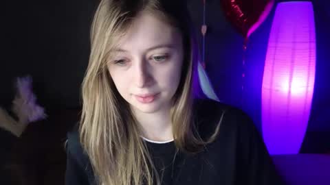 Carolina online show from February 15, 1:10 am