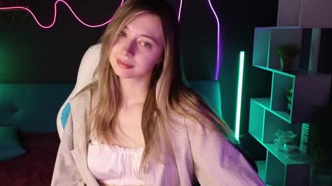 Carolina online show from December 13, 1:15 am