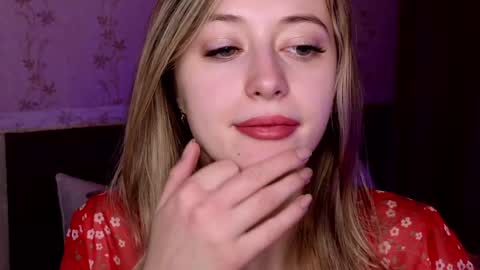 Carolina online show from December 3, 1:25 am