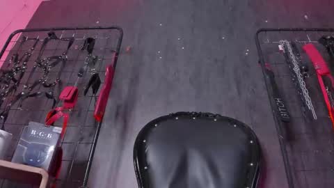 carolina online show from October 21, 10:57 pm