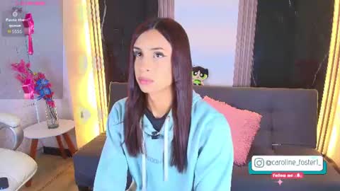 caroline_foster1 online show from June 10, 12:26 pm