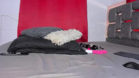 CAROLINE online show from January 14, 3:47 am