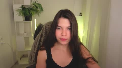 Caroline online show from October 10, 5:35 am