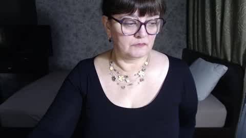 CarolineDream  online show from November 7, 7:38 pm