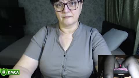 CarolineDream  online show from September 29, 6:29 pm