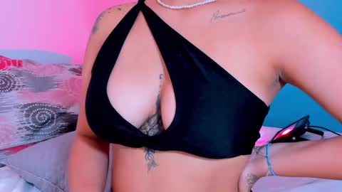 CarolineeGarcia online show from February 14, 6:40 pm