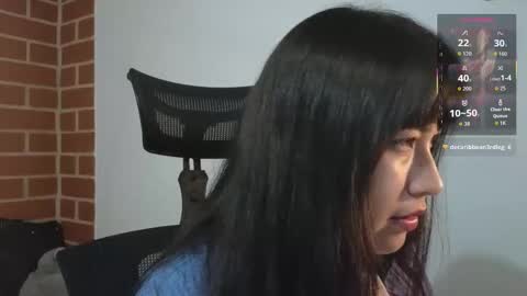 Snapshot of caroll_luna chatting on October 14, 2:03 am kitty online show from October 14, 2:03 am