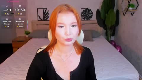 Anna online show from April 5, 9:28 am