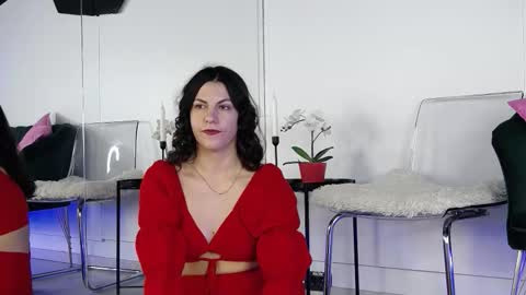 carolynnx online show from November 5, 6:26 am