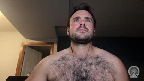 Snapshot of carpenterboyy19 chatting on September 19, 1:54 am carpenterboyy19 online show from September 19, 1:54 am