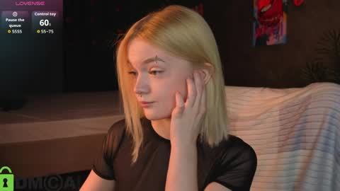 Carrie foster online show from April 2, 2:35 pm