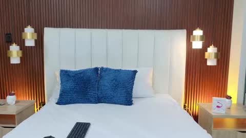 carrie online show from March 24, 12:33 pm