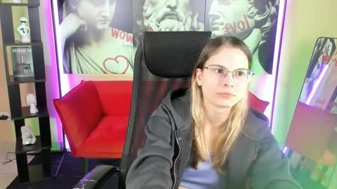 carrie_roses online show from October 29, 2:35 am