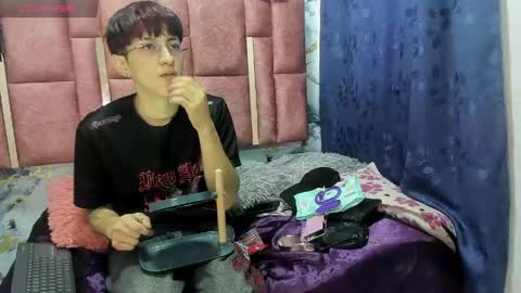 cartyxx online show from June 3, 12:52 pm