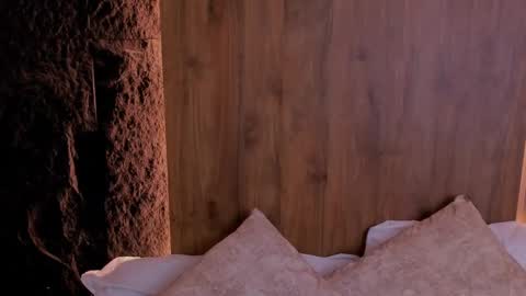 Casandra  online show from February 20, 7:30 pm