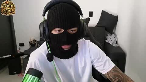 cash_master777 online show from March 13, 1:47 pm