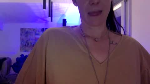 cassandra06400 online show from October 1, 12:21 am