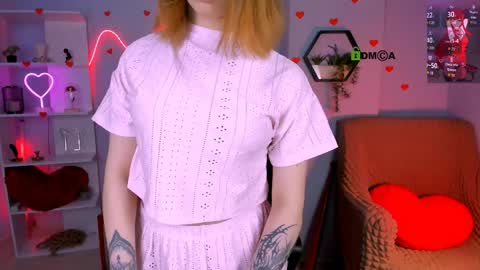 Cassandra online show from March 25, 8:37 pm