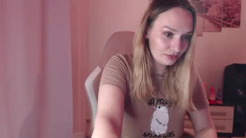 Casey Chris online show from February 11, 4:22 pm