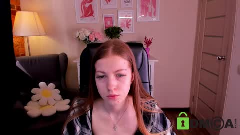 cassie0301 online show from May 19, 10:11 am