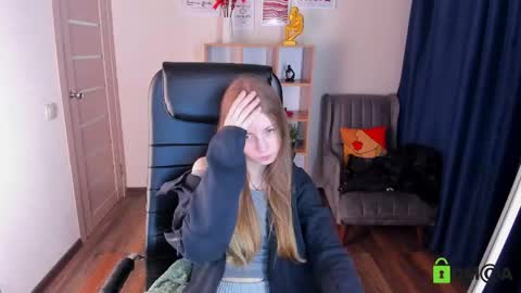 cassie0301 online show from May 28, 3:21 pm