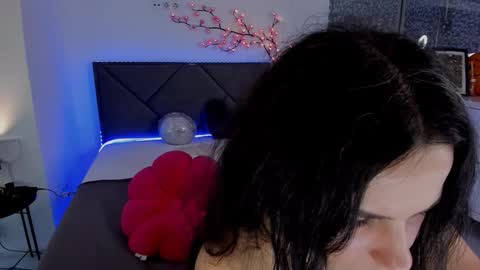 Cassie online show from October 20, 5:45 am