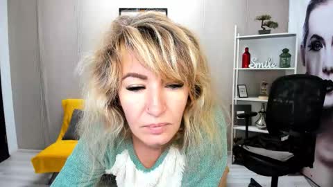 CassieJonas online show from October 21, 3:11 am