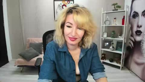 CassieJonas online show from March 20, 6:18 am