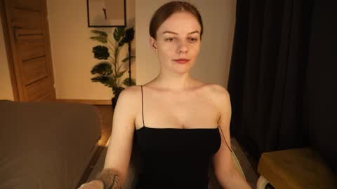 Cassie online show from February 25, 7:39 pm