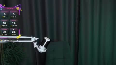 Cassie online show from December 16, 6:09 am