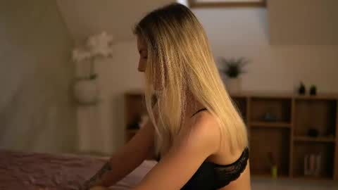 Cassi online show from May 11, 3:13 am
