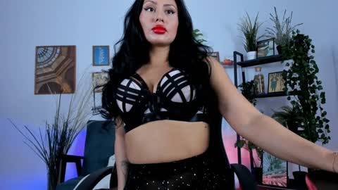 Snapshot of cassioopeia chatting on December 11, 8:36 am Im your sweet candy try me soon online show from December 11, 8:36 am