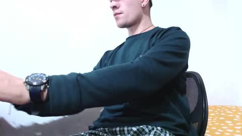 Juan online show from February 18, 2:16 am