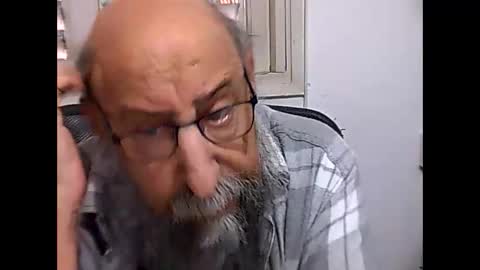 Snapshot of casual53 chatting on February 17, 5:04 am casual53 online show from February 17, 5:04 am