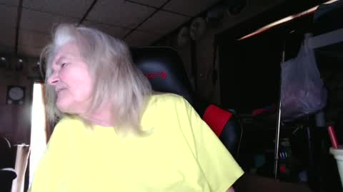 cat online show from October 19, 4:00 pm