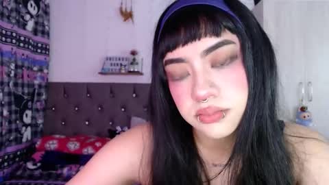 Mila online show from April 15, 6:39 am