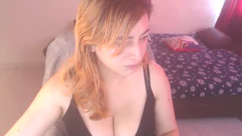 cat naughty online show from June 5, 6:02 pm