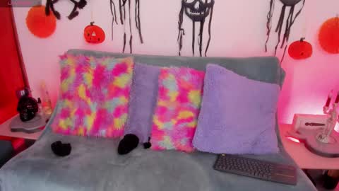 Cata green model independient online show from October 6, 7:42 pm