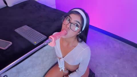 cata_monrey online show from October 1, 8:08 pm