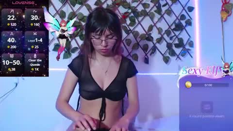 Sara online show from December 12, 7:26 pm