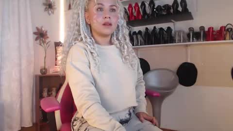 Catalina bruce2 online show from October 26, 3:29 am