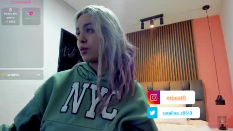 Catalina online show from September 25, 12:56 pm