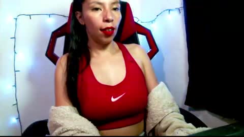 catalina_colombia online show from March 11, 1:05 am