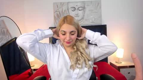 catalina_osorio online show from May 4, 11:50 am