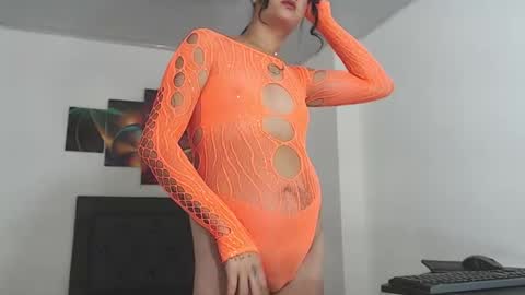 Snapshot of catalinaadoll chatting on February 10, 4:36 pm catalinaadoll online show from February 10, 4:36 pm