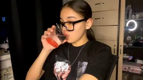 catherinepirs online show from April 11, 3:05 pm